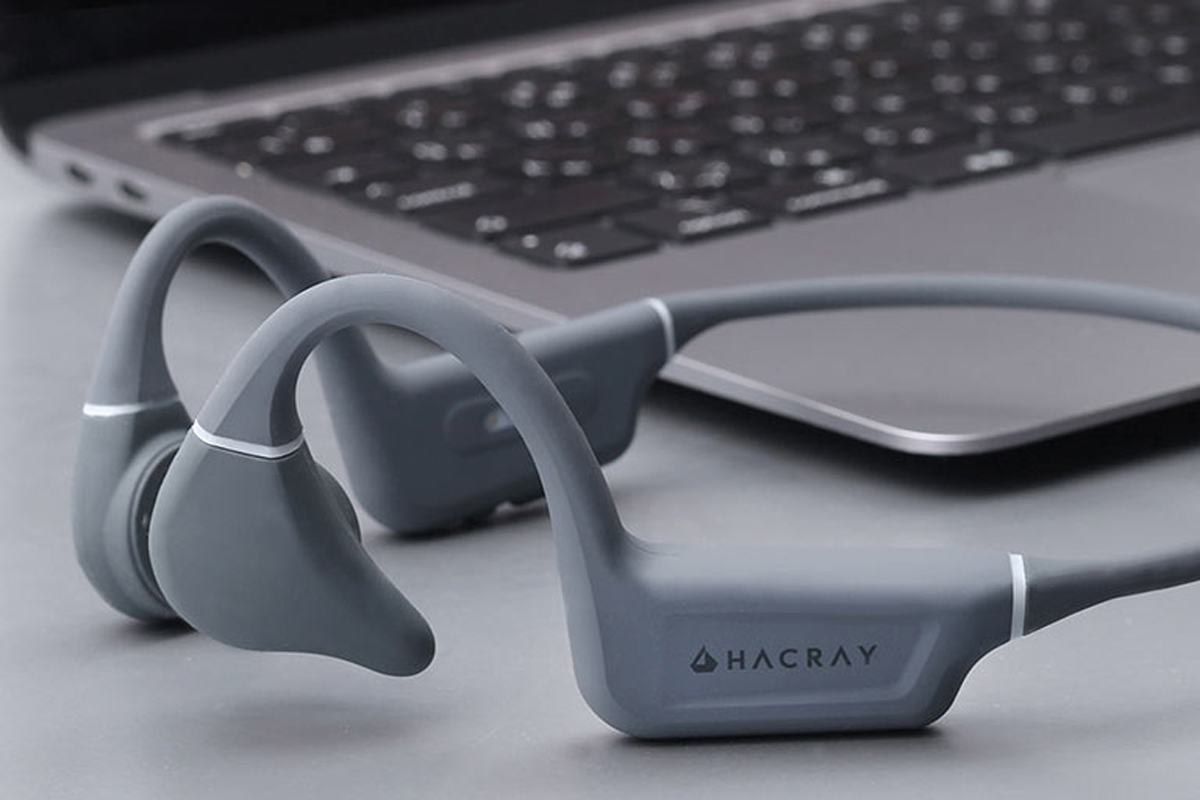 ASCII.jp：水中でも使用可能な骨伝導イヤホン「HACRAY SeaHorse 2