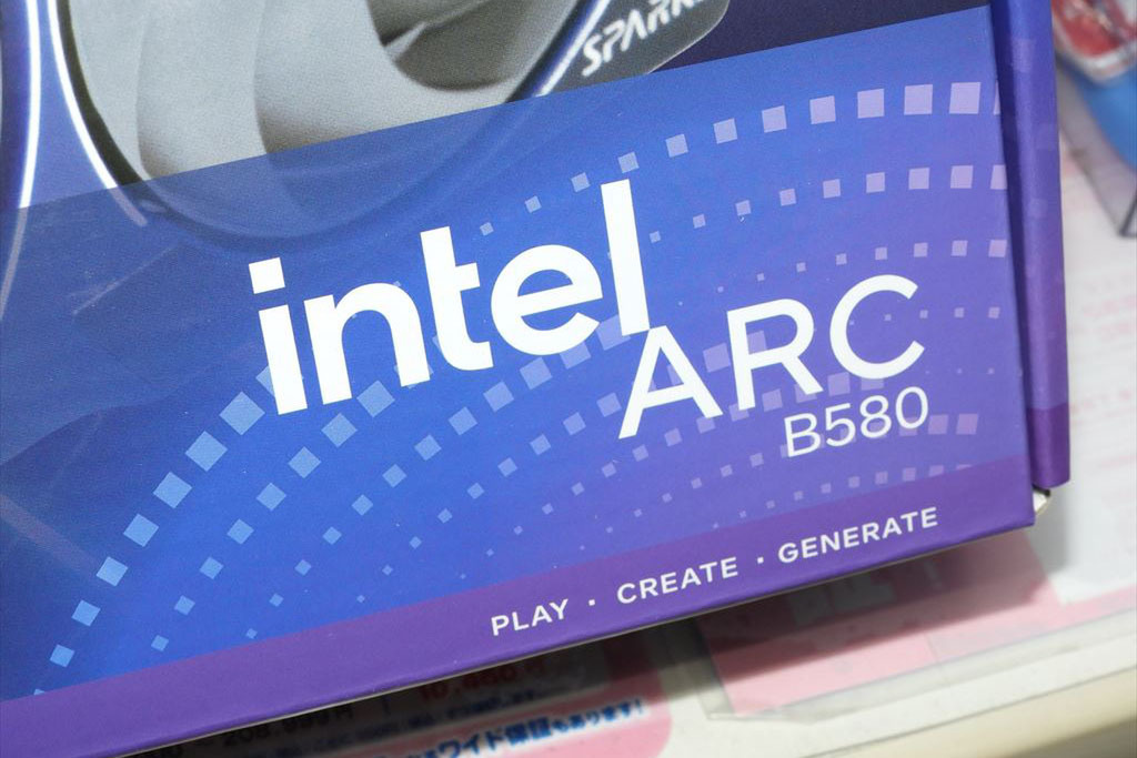 ASCII.jp：“Battlemage”ことインテル「Arc B580」搭載ビデオカードが