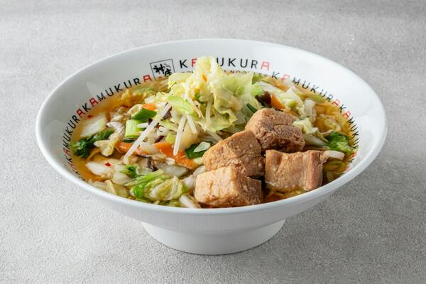 「ド満福デッ角煮ラーメン」