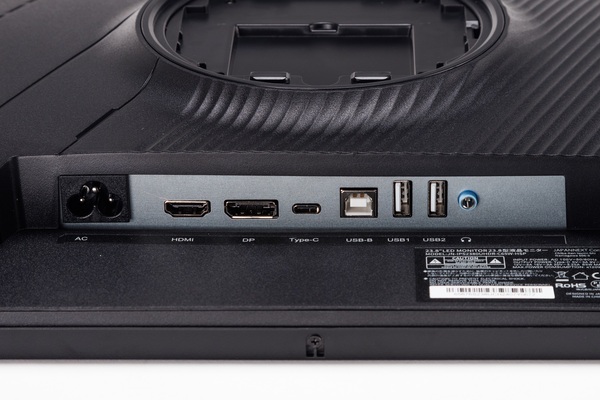 実は超レアな23.8型4Kディスプレー、USB Type-C給電・KVM・昇降式多機能スタンドで約4.2万円はコスパ激強