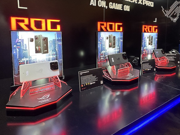 ROG Phone 9