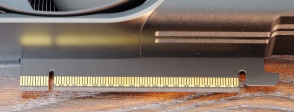 GeForce RTX 5090 Founders Edition開封の儀、12V-2x6変換ケーブルは6＋2ピンが4系統