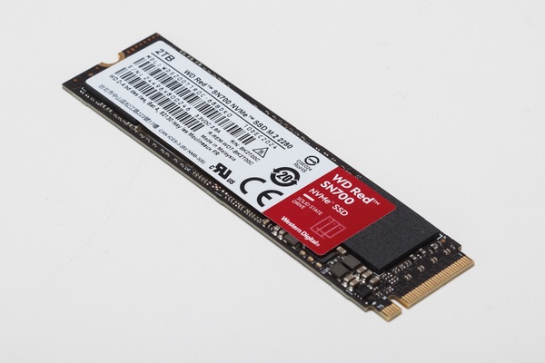 35万円超NAS、Thunberbolt 4&10GbEでPCとつないだら神速すぎ! 18.2GBを7秒でコピー