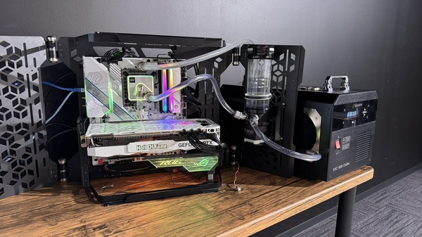 35万円超NAS、Thunberbolt 4＆10GbEでPCとつないだら神速すぎ！ 18.2GBを7秒でコピー