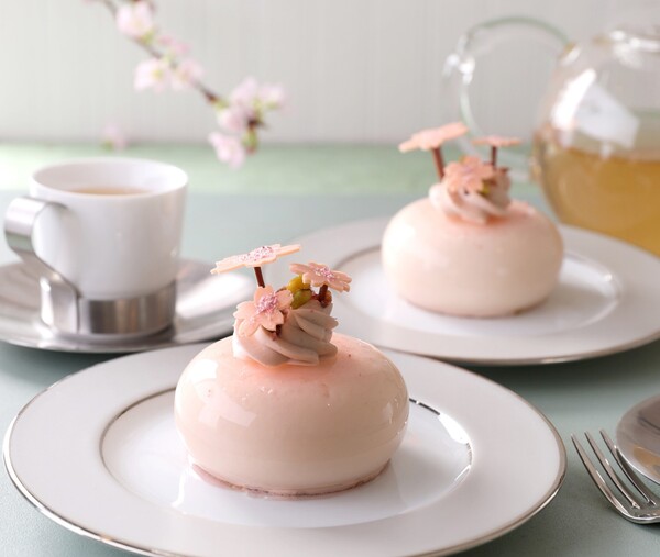 ロブションの「さくら ~桜香るムース~」