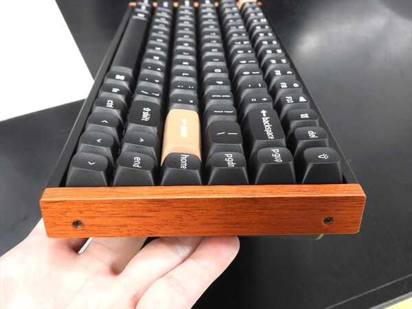 ASCII.jp：こだわりゲーマーが欲しいやつ！ 天然木を使った多