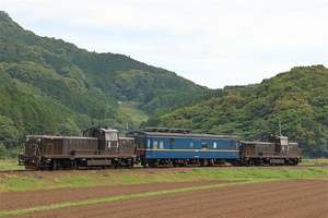 JR九州小倉総合車両センターを一般公開！DE10形など引退車両が大集結