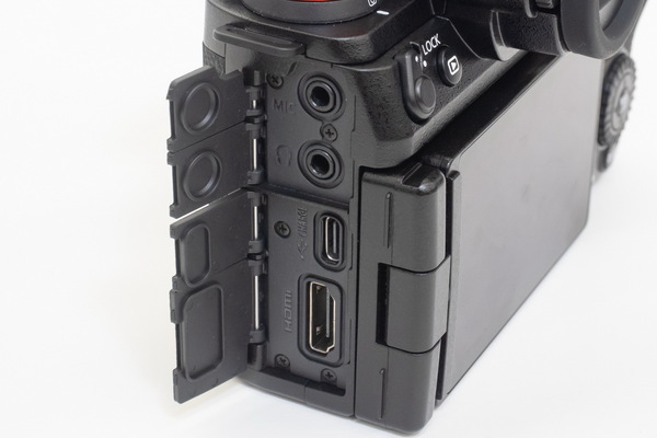 パナソニックが「LUMIX S1RⅡ」発表