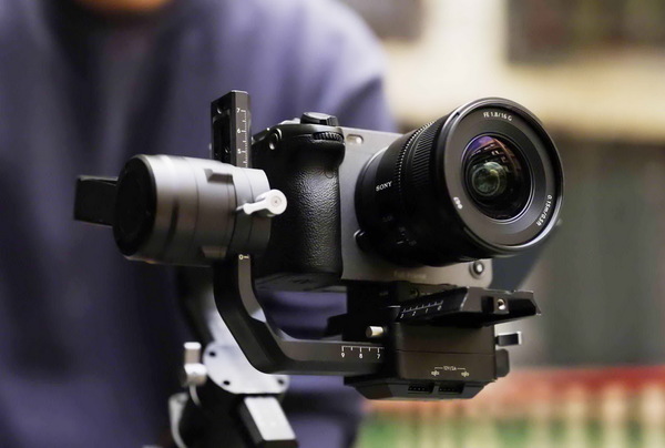 ソニーが「FE 16mmF1.8 G」と「FE 400-800ｍｍ F6.3-8 G OSS」を発表