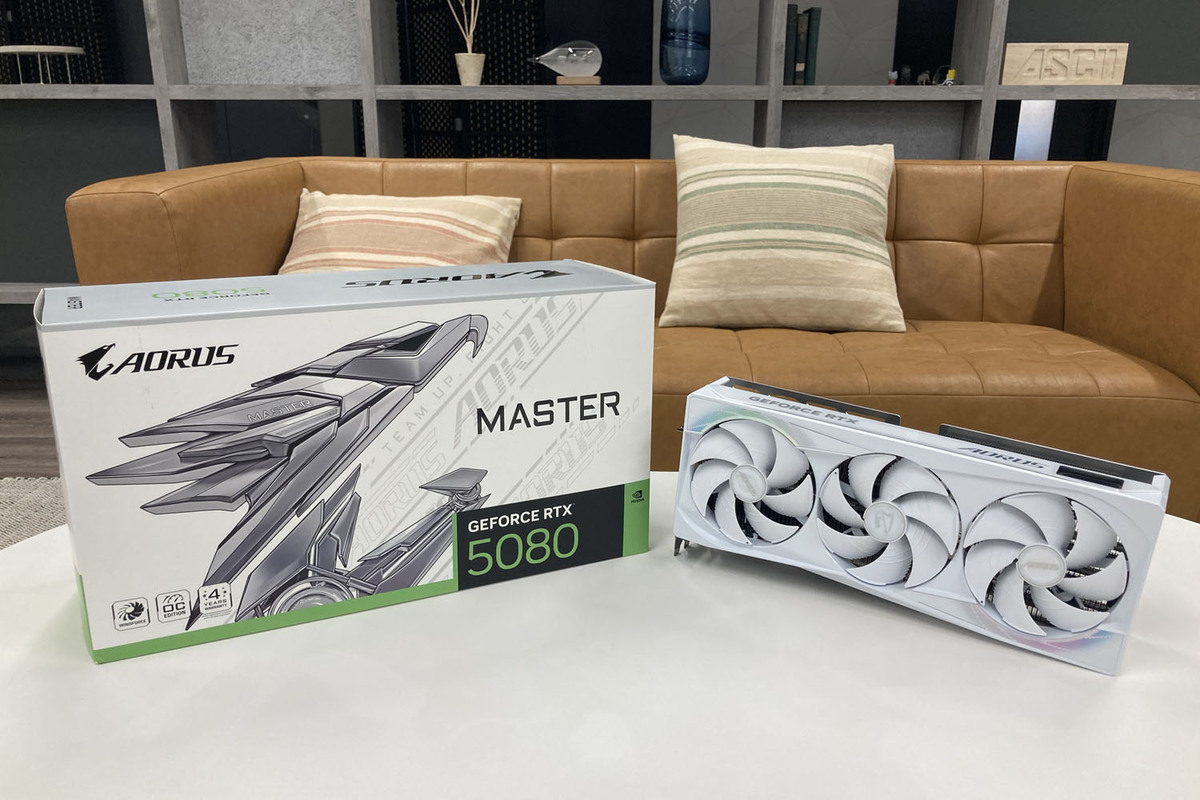 ASCII.jp：激冷え、静か、白色クーラーを装備するGIGABYTEのGeForce