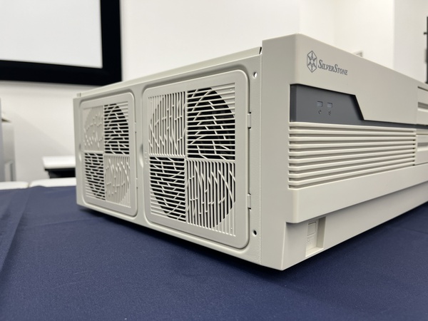 ASCII.jp：【小学校のパソコン室で見たやつ】懐かしさを感じるPC