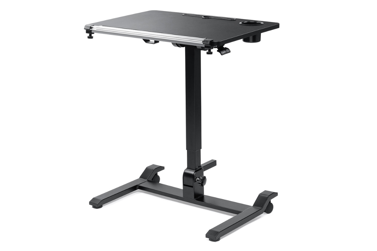 ASCII.jp：組み立て不要ですぐ使える「ガス圧式昇降デスク」が便利そう