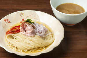 湘南の銘柄豚を炊き出した濃厚な豚骨つけ麺！ 「53’s Noodle」が3日間限りの大復活！ 