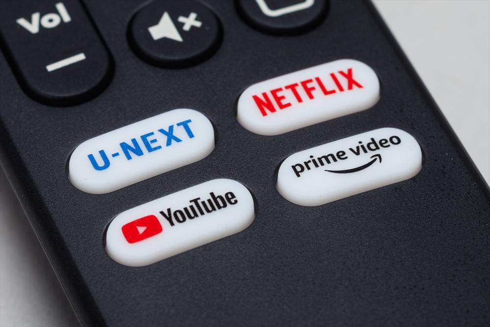 3万円台のお得すぎる4Kディスプレー! Netflixプランで実質無料になるTV Stickと組み合わせればQOLが爆上げ?