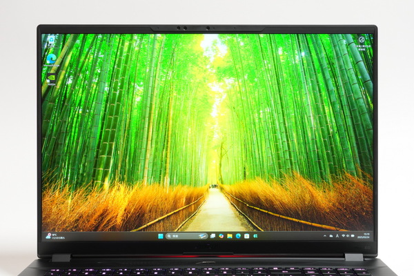 「GeForce RTX5090」搭載ゲーミングノートPC｢AORUS MASTER 18 AM8H｣実機レビュー