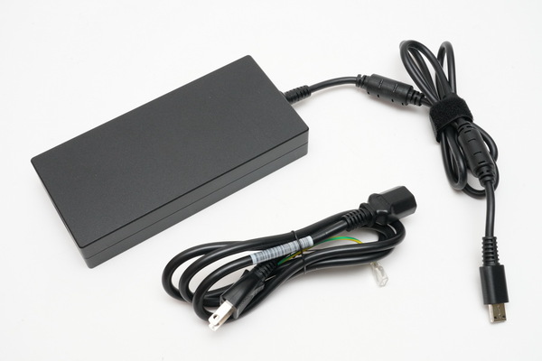 「GeForce RTX5090」搭載ゲーミングノートPC｢AORUS MASTER 18 AM8H｣実機レビュー