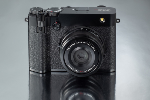 「GFX100RF」実機レビュー