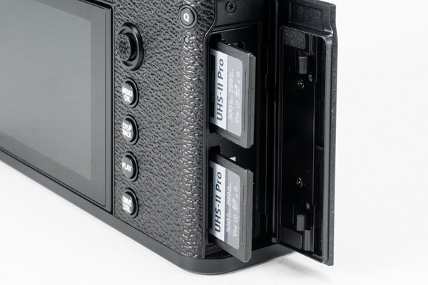 「GFX100RF」実機レビュー