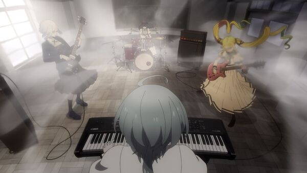 『ロックは淑女の嗜みでして』