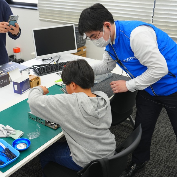 小学4年生でも2時間でゲーミングPCが組めた(しかも裏配線で!)アプライドの自作PC組立イベントが凄かった