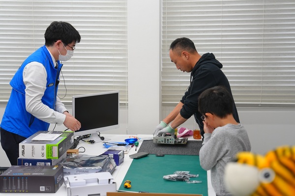 小学4年生でも2時間でゲーミングPCが組めた(しかも裏配線で!)アプライドの自作PC組立イベントが凄かった