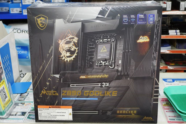 MSIの“神”マザーボード「MEG Z890 GODLIKE」が発売 - 週刊アスキー