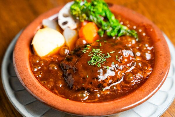 「スペメシLeon」のハンバーグランチ