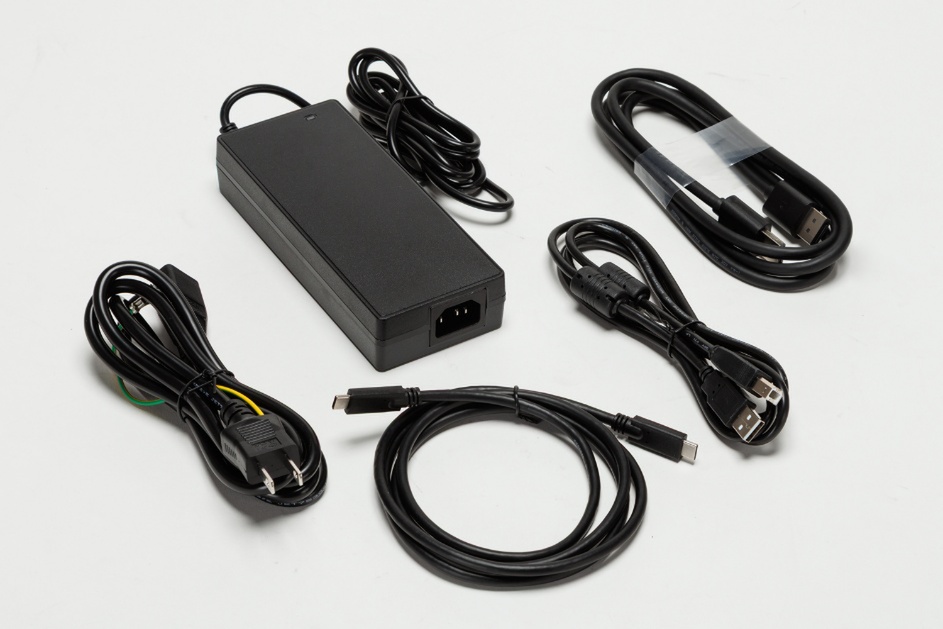 5K2K（5120×2160ドット）の40型湾曲ディスプレーが15万円台でも「安い」と感じるワケ