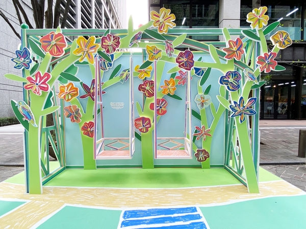 ブランコのオブジェ