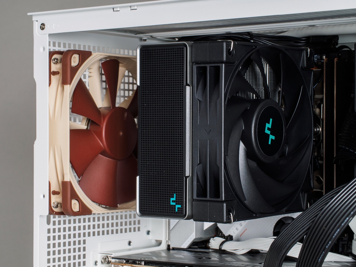 Ryzen&Radeon RX 9070でモンハンワイルズも◎ 容量19Lの小型ゲーミングPCならコレ