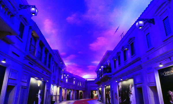 イマーシブ・フォート東京「真夜中の晩餐会」開幕