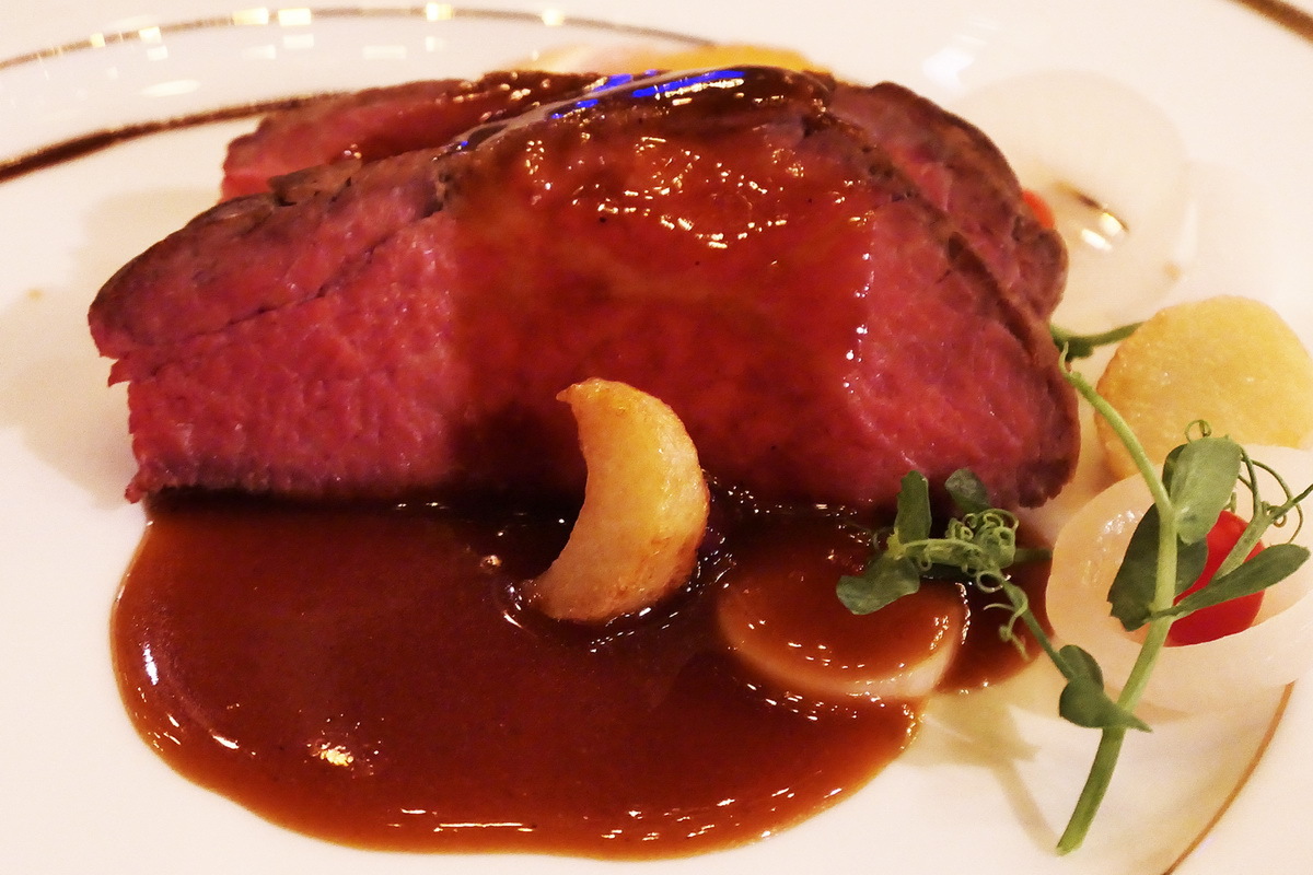 イマーシブ・フォート東京「真夜中の晩餐会」開幕