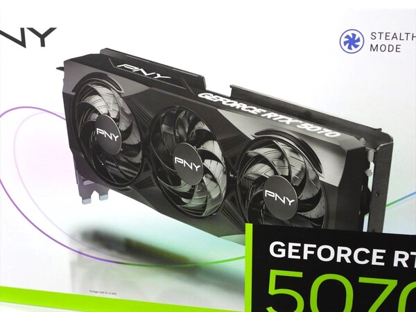 PNY GEFORCE RTX 5070 12GB Triple Fan