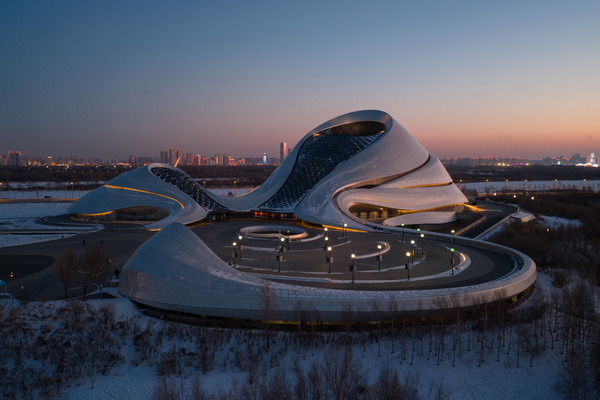 4/3型Hasselblad搭載「Mavic 4 Pro」発表