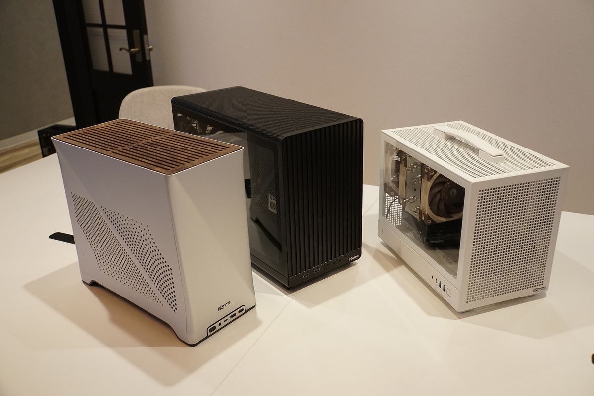 ミドルタワー＝パワーはもう古い　静音PCの雄・サイコムが謳う「今こそ小型ゲーミングPC」の説得力