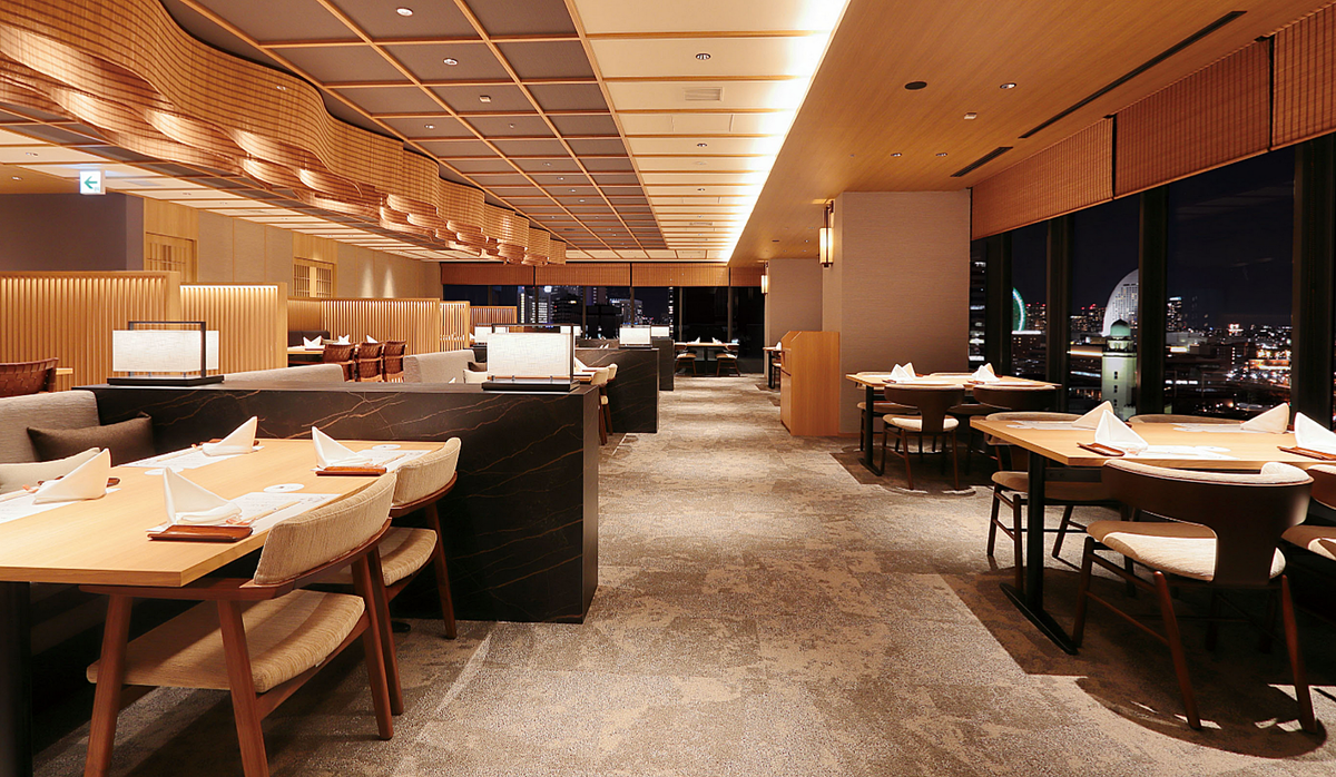 横浜港一望の伊勢海老レストラン「中納言」開店
