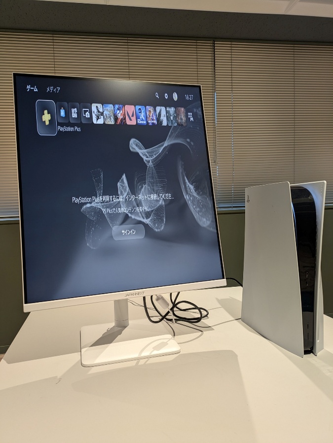 2560×2880ドットの16:18でWEBカメラ付きのクセ強27.6型ディスプレーが意外なほど便利だった件