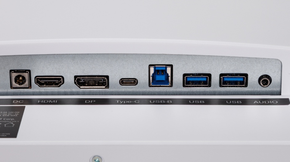 2560×2880ドットの16:18でWEBカメラ付きのクセ強27.6型ディスプレーが意外なほど便利だった件