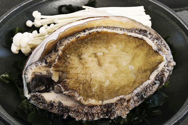 プリンスホテルが復刻「昭和100年記念メニュー」