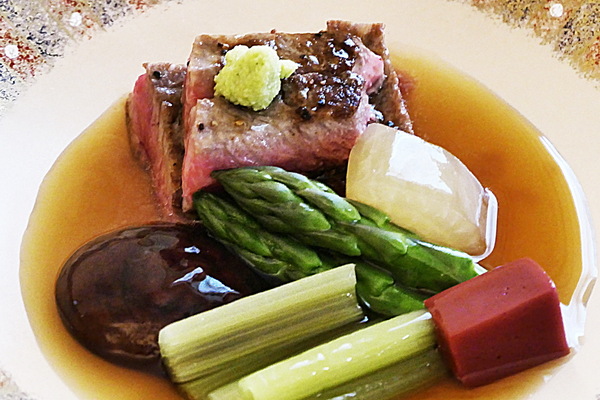 プリンスホテルが復刻「昭和100年記念メニュー」