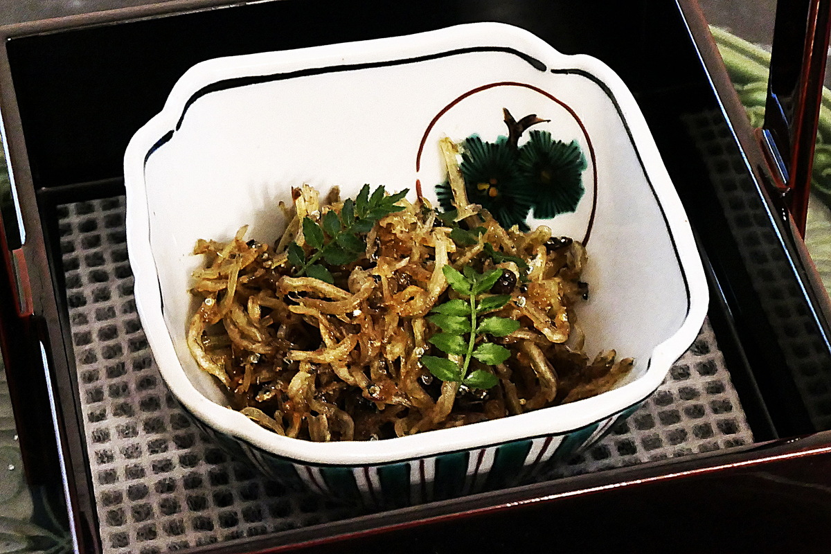 プリンスホテルが復刻「昭和100年記念メニュー」