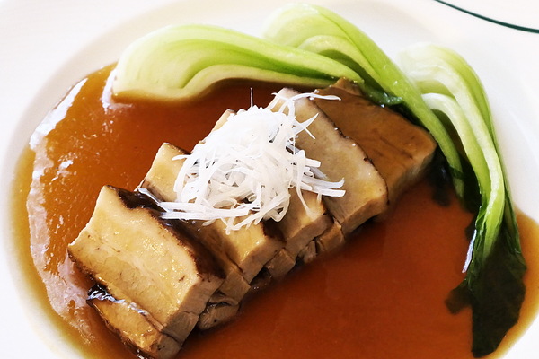 プリンスホテルが復刻「昭和100年記念メニュー」