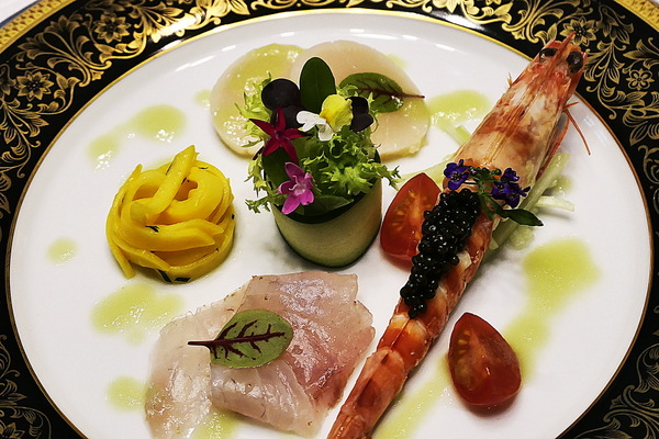 プリンスホテルが復刻「昭和100年記念メニュー」