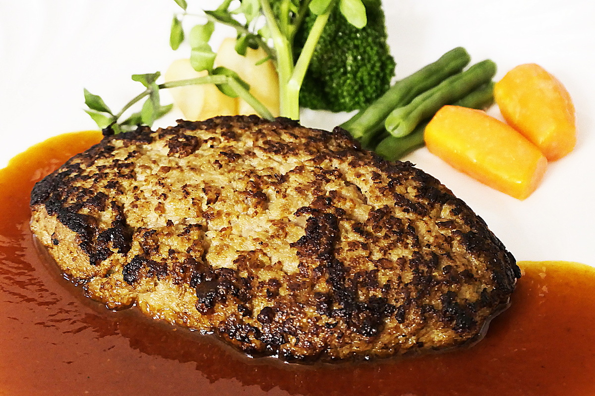 プリンスホテルが復刻「昭和100年記念メニュー」