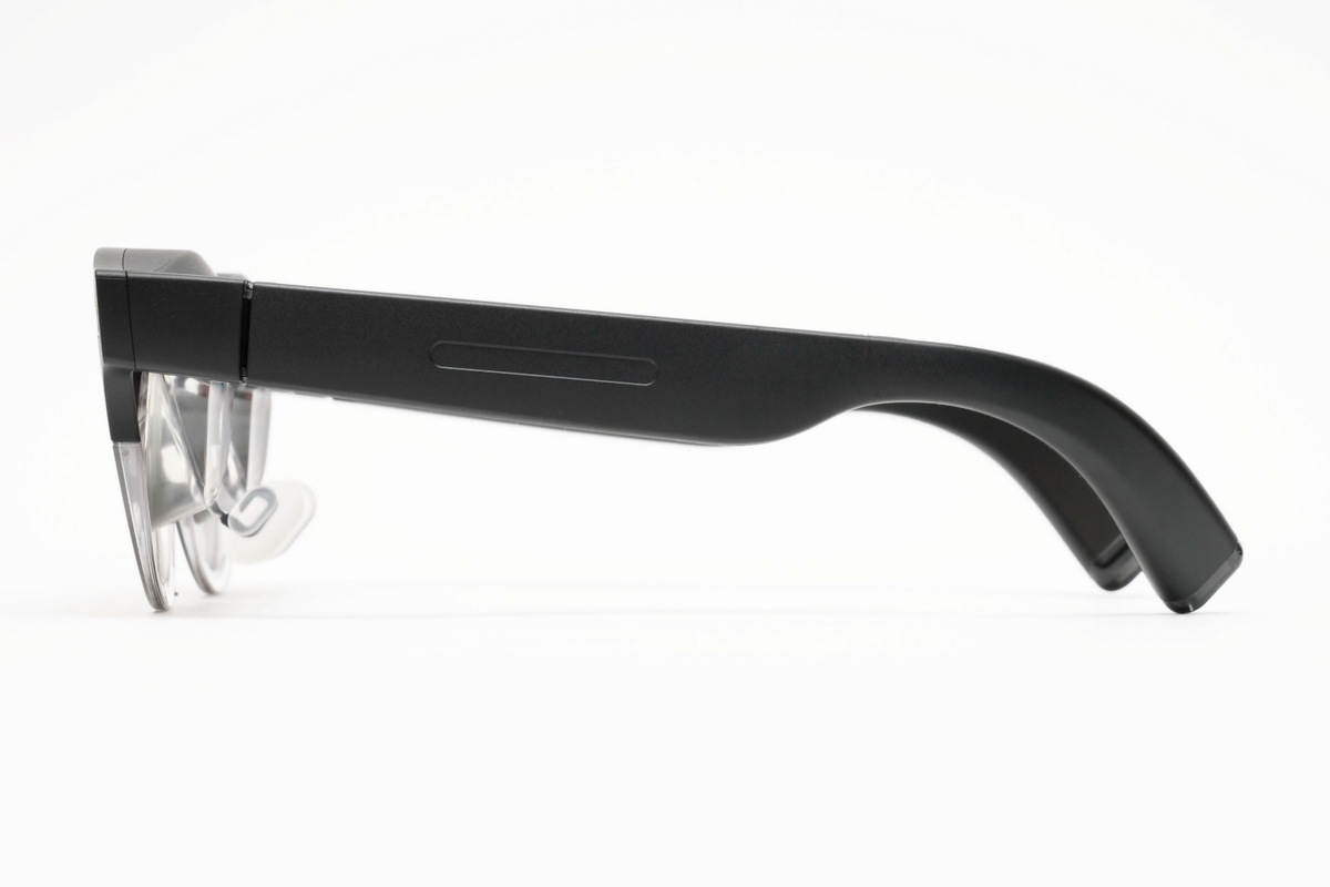 「ASUS AirVision M1」実機レビュー