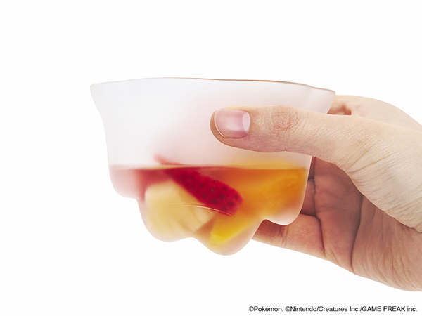 「メタモンカップ」のクリアは中が見やすく具材の位置調整も簡単