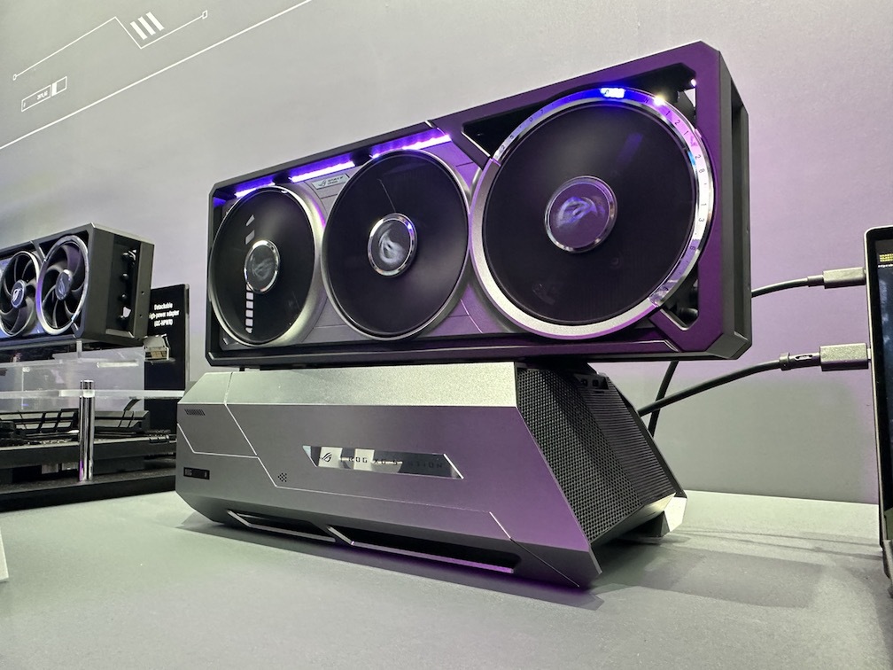 ROG XG STATION 3(THUNDERBOLT 5)