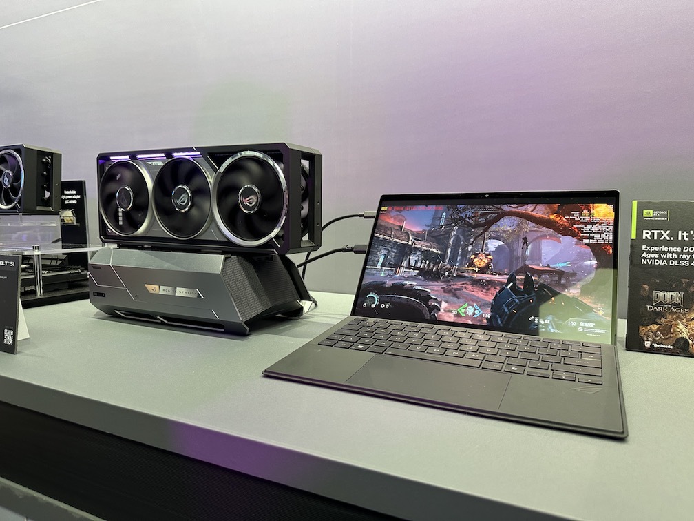 ROG XG STATION 3(THUNDERBOLT 5)