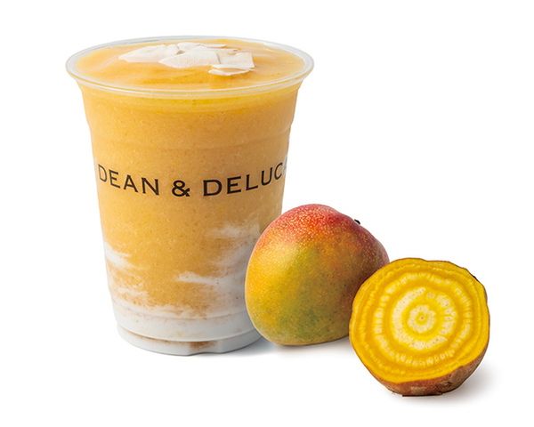 DEAN & DELUCA」の「ベジスムージー　イエロービーツ × マンゴー × ココナッツ」