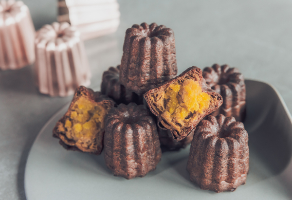 「& OIMO TOKYO」の蜜芋カヌレ